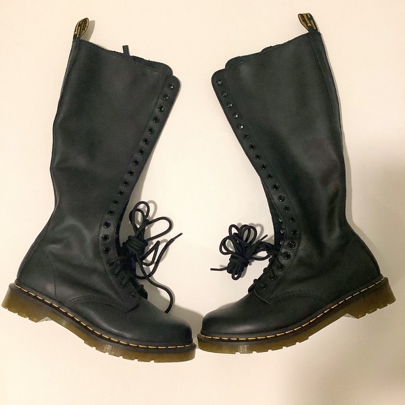 Zwarte DR MARTENS Hoge laarzen 1B60 | Omoda